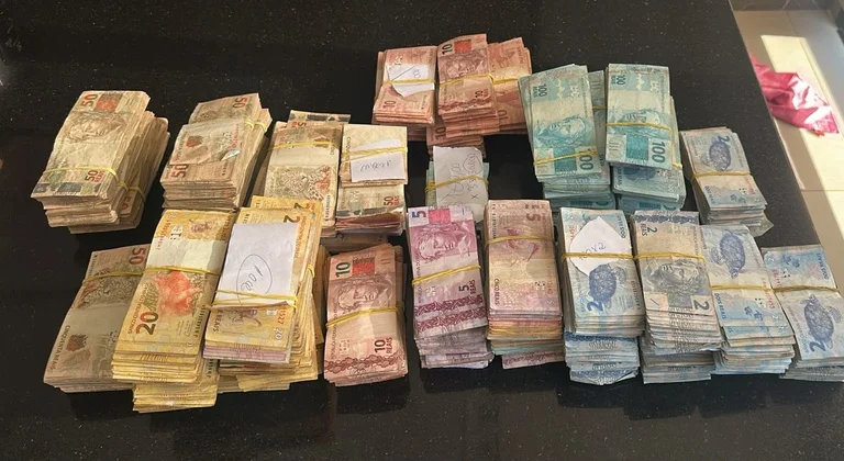 PF cumpre mandados e apreende aproximadamente R$ 235 mil durante investigação eleitoral em Mato Grosso