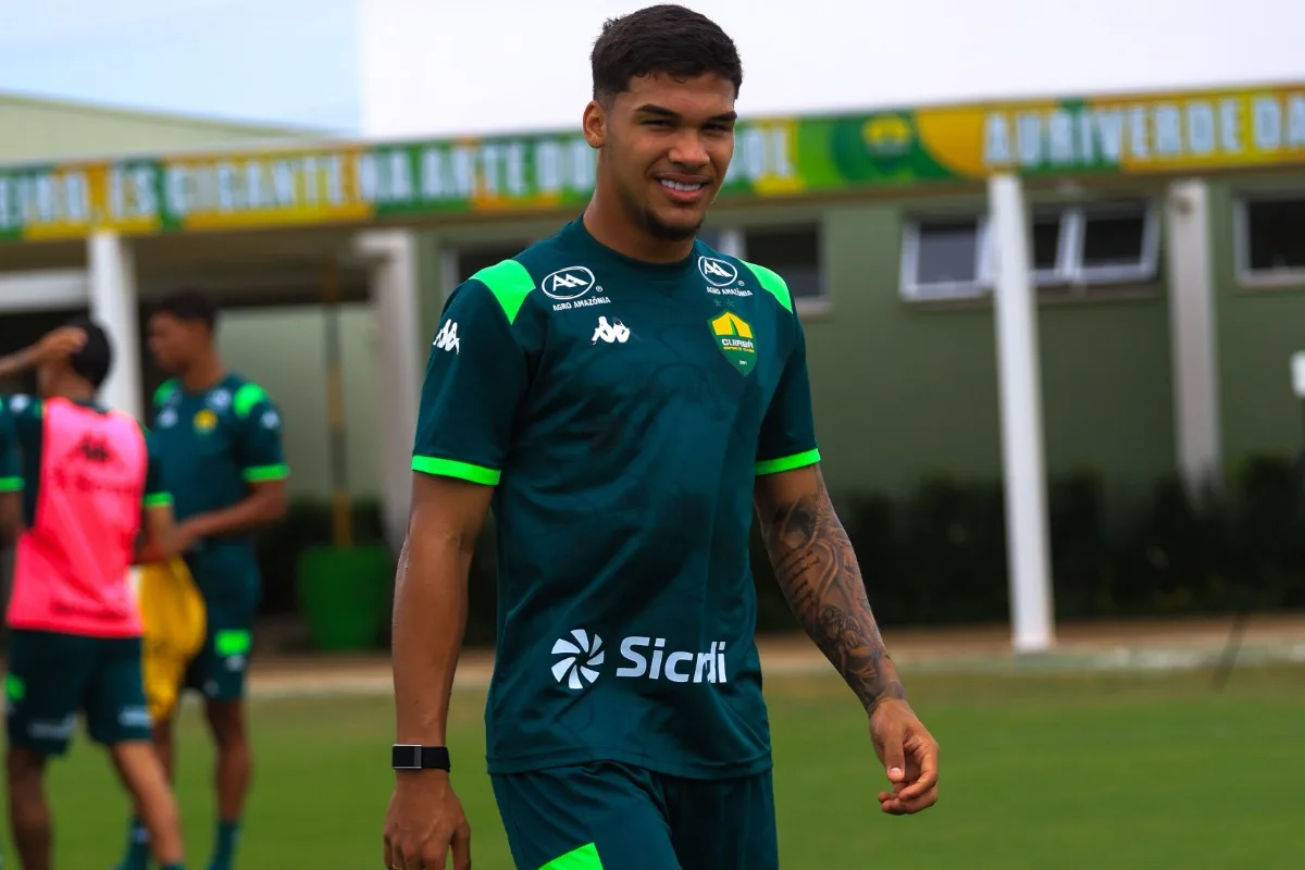 Cuiabá encerra preparação em casa e viaja para enfrentar o Vila Nova pela Série B