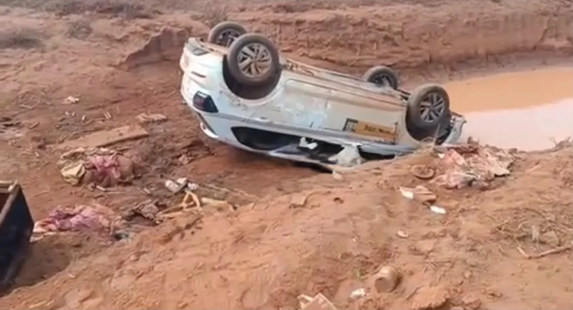 Motorista perde controle, sai da pista e capota carro em zona rural de Campo Novo do Parecis; veja vídeo