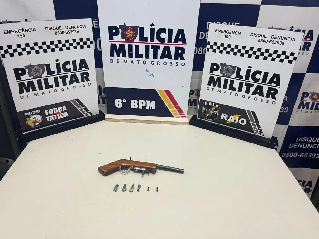 Homem é preso com arma artesanal e drogas após denúncia de disparo em Cáceres; veja vídeo