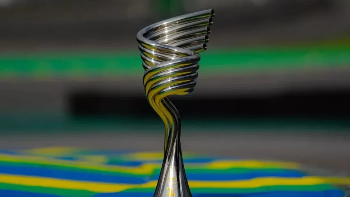 Fórmula 1 apresenta troféu do GP de São Paulo inspirado no S do Senna e nos motores V10
