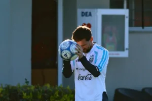 Messi se despede da Argentina com declaração emocionante: “Esta camisa foi meu sonho”; veja vídeo