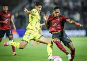 Mirassol supera expulsão, reage contra o Bragantino e conquista empate fora de casa no Brasileirão